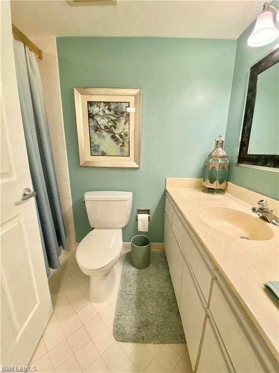 6979 Winkler RD 117 photo 11