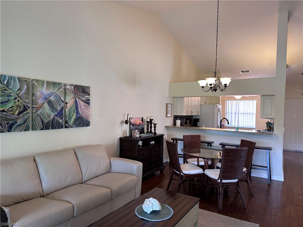 321 Robin Hood CIR 201