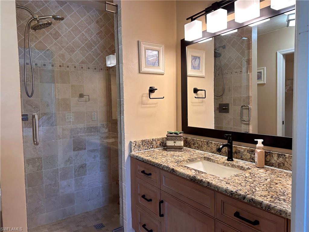 321 Robin Hood CIR 201 photo 12