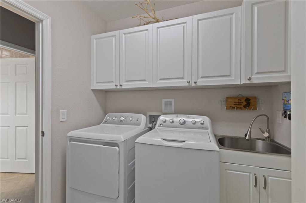 2149 Frangipani CIR 101 photo 16