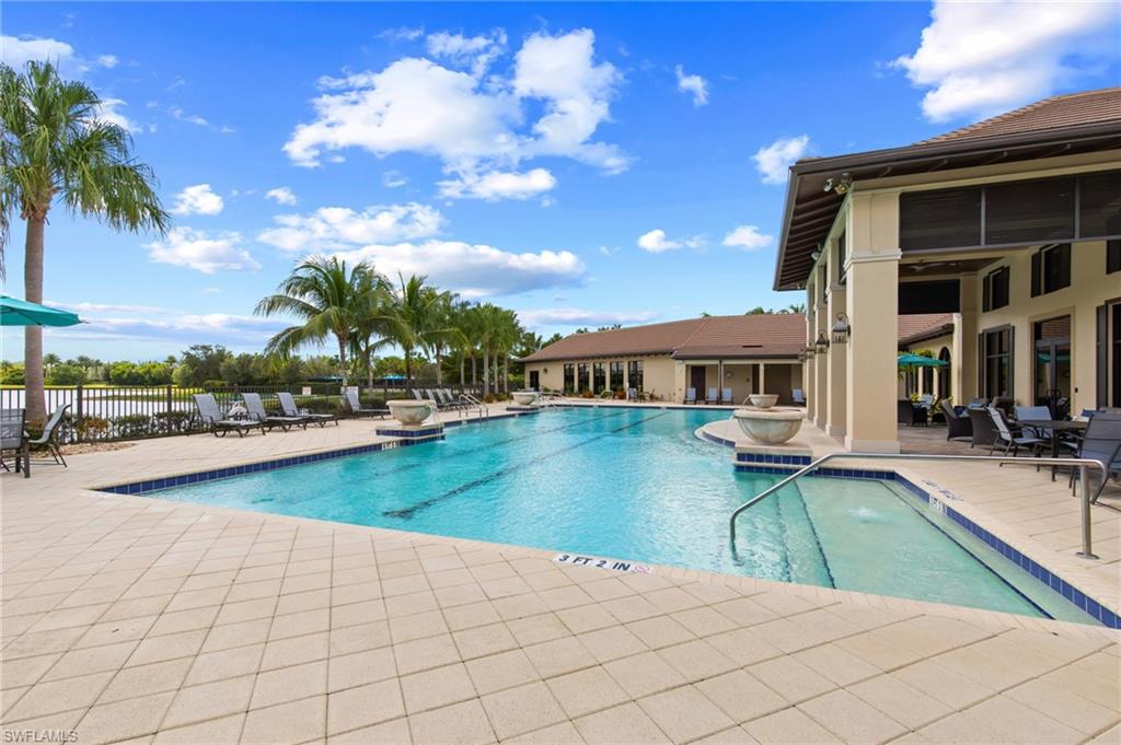LaMorada Pool and Hot Tub