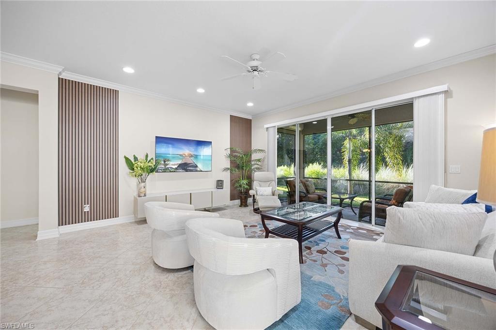 6542 Marbella DR photo 9