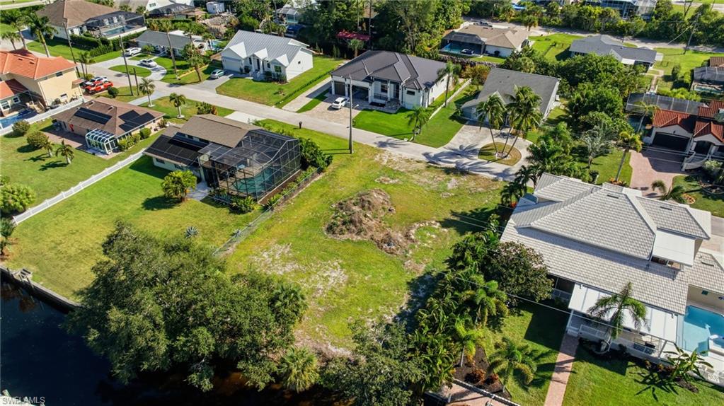 27090 Holly LN photo 16