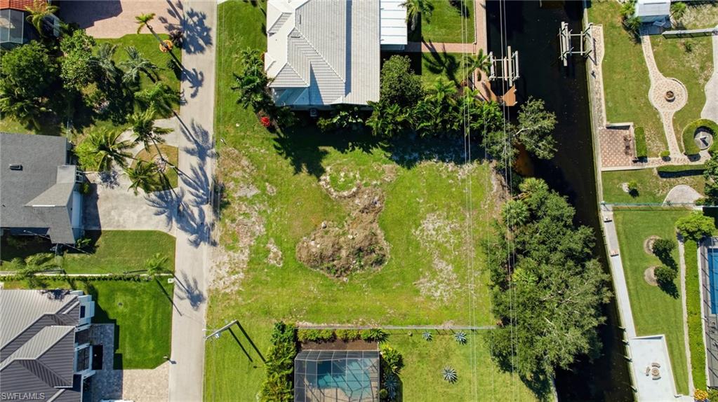 27090 Holly LN photo 20