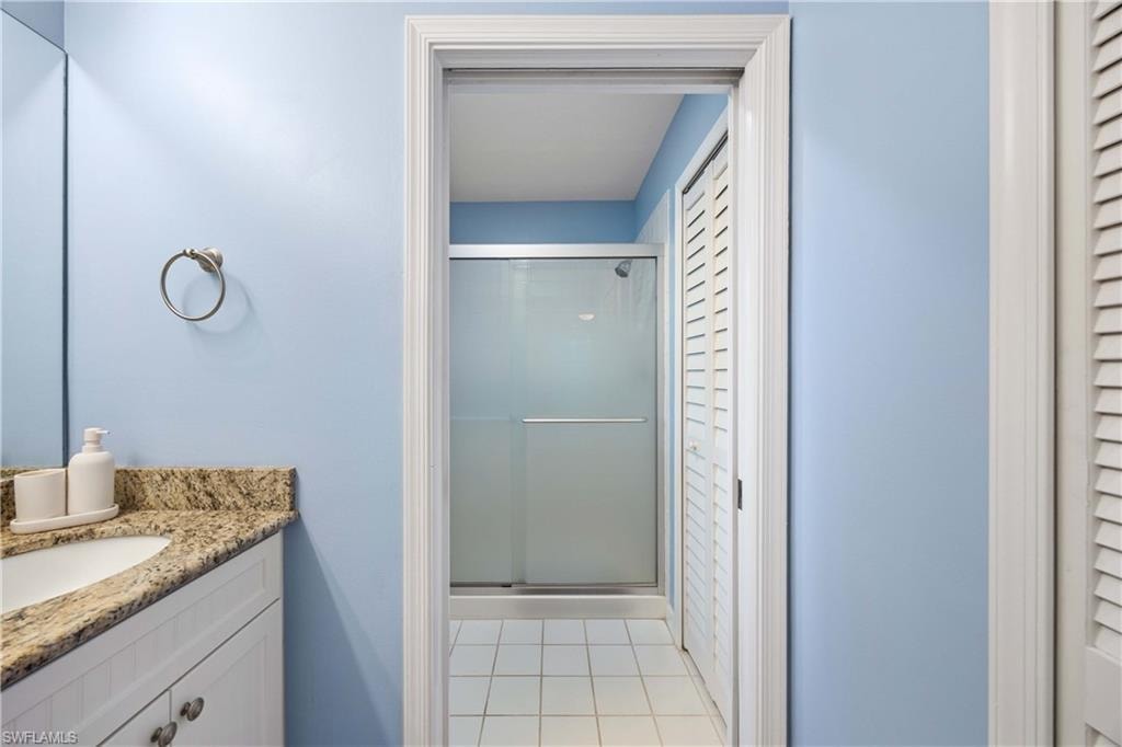 7050 Barrington CIR 202 photo 22