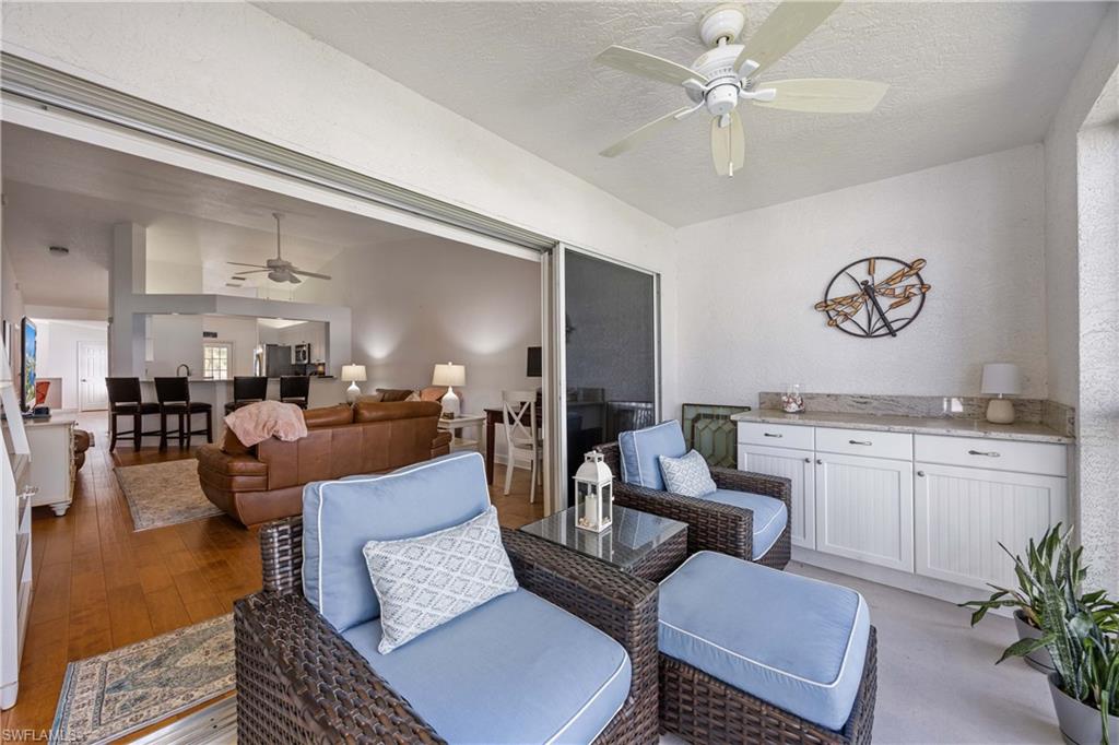 7050 Barrington CIR 202 photo 28