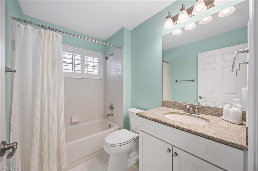 7050 Barrington CIR 202 photo 25