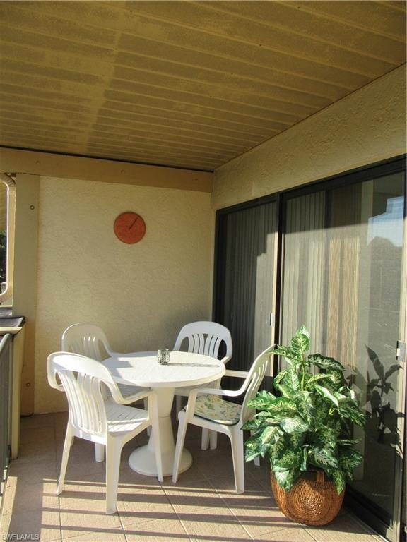 600 NEAPOLITAN WAY 211 photo 7