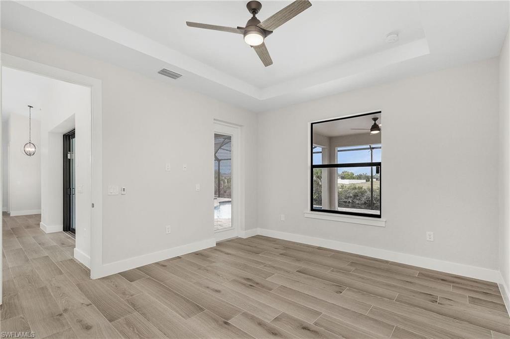 106 SW 33rd PL photo 12