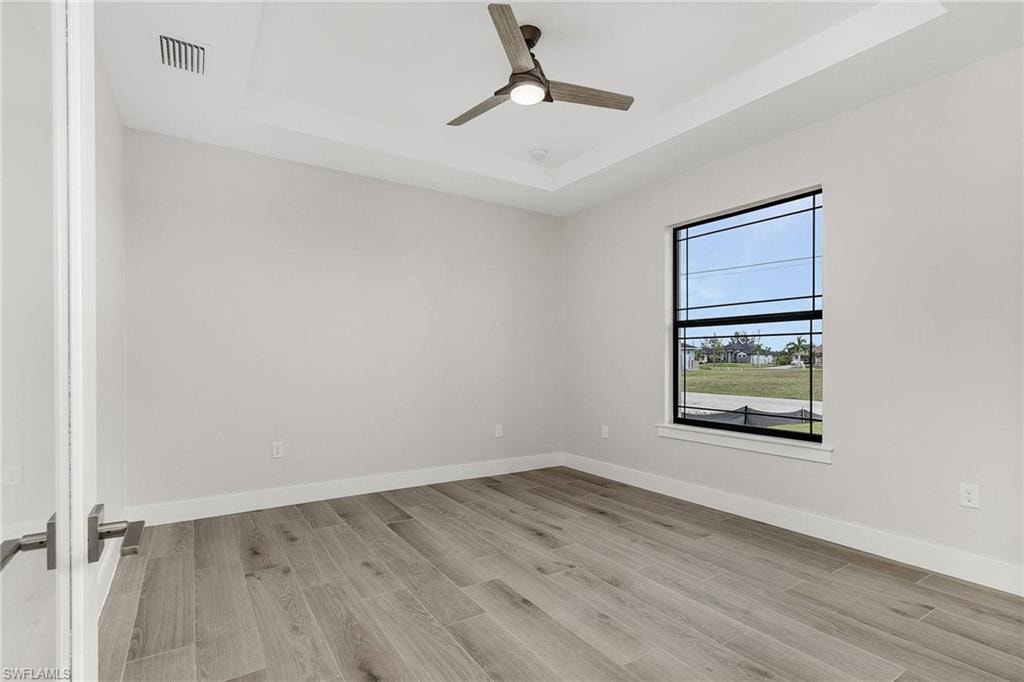 Den/Game Room