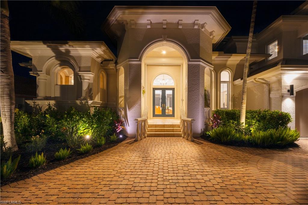 447 Egret AVE