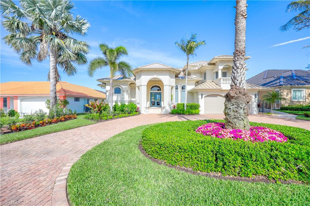 447 Egret AVE