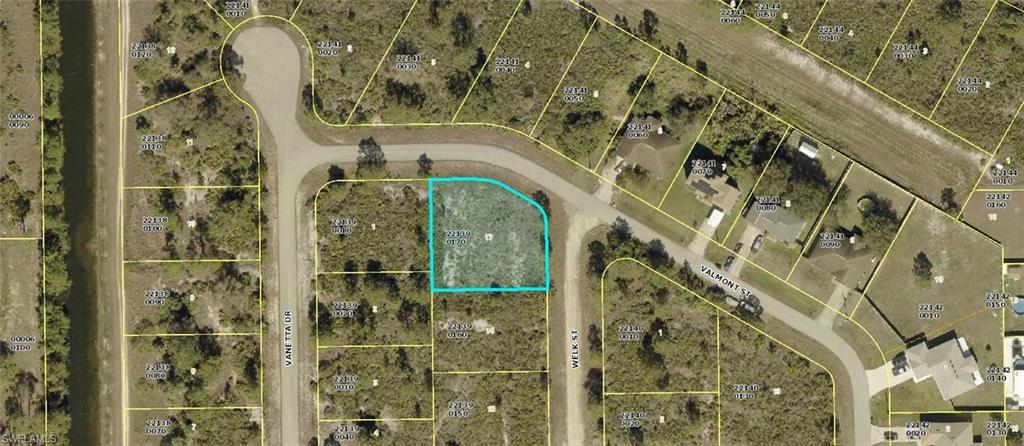 Aerial overview of property's location with property boundaries highlighted