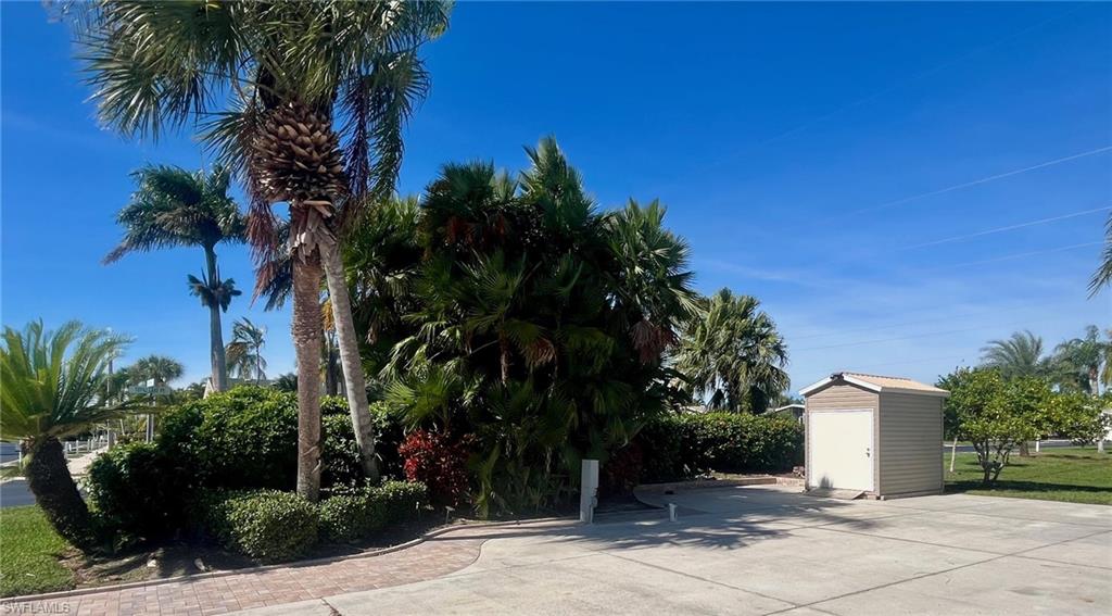 1659 Diamond Lake CIR