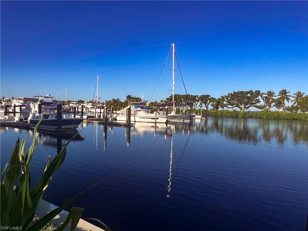 48' BOAT SLIP G-5 GULF HARBOUR MARINA photo 6