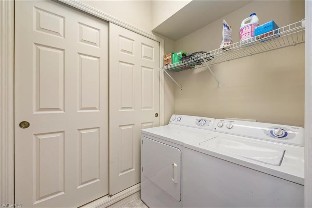 Washroom with washer and dryer