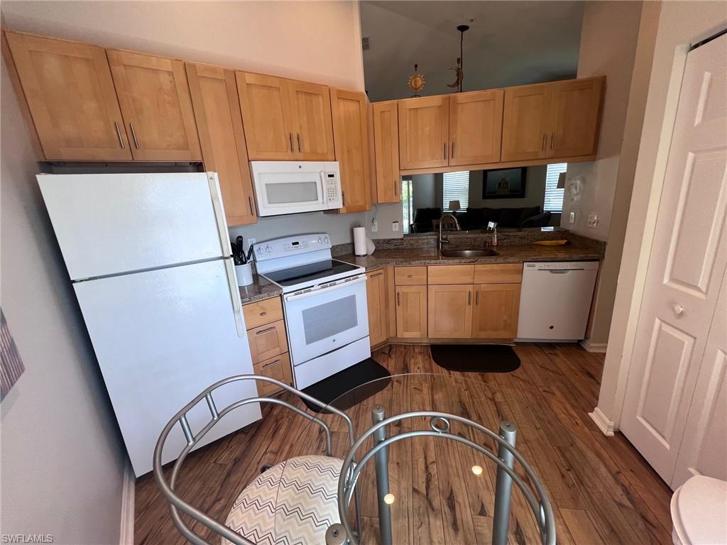 12061 Summergate CIR 204
