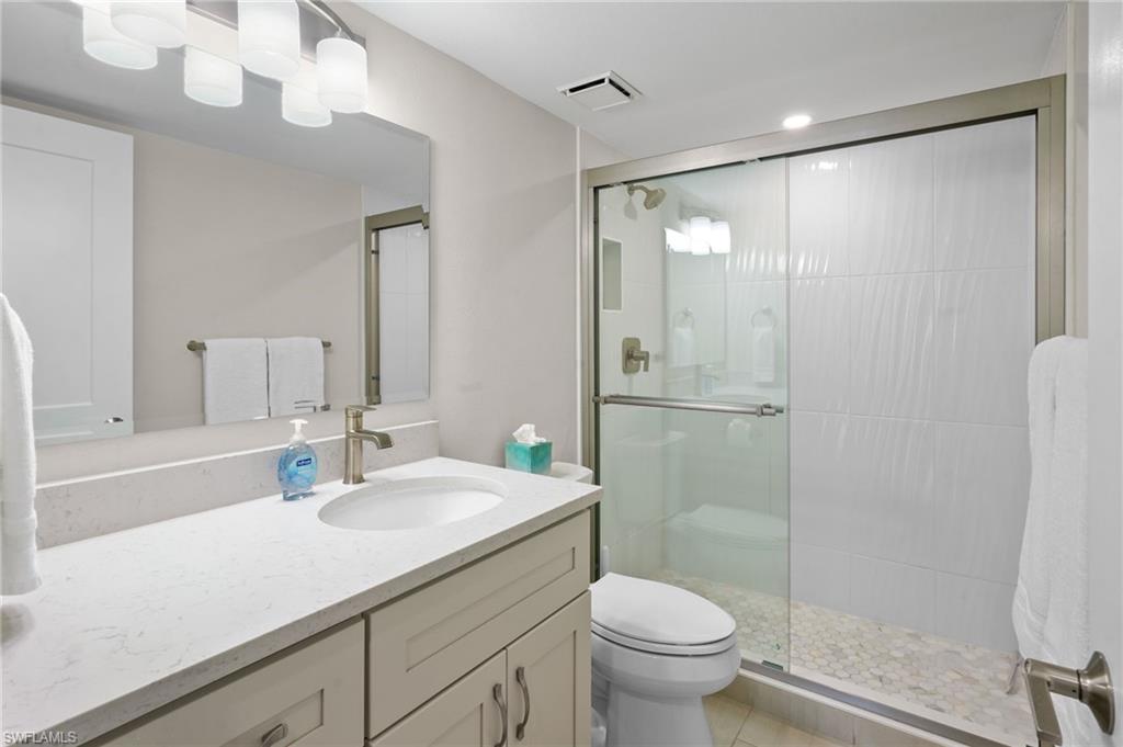 380 Seaview CT 1107 photo 26