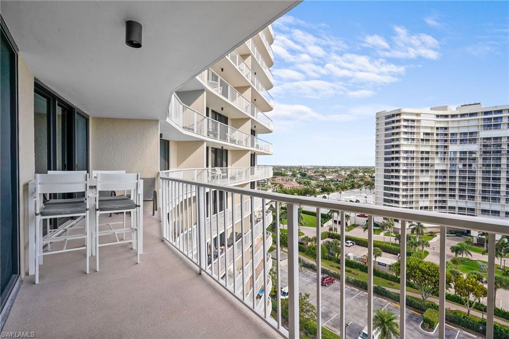 380 Seaview CT 1107 photo 30