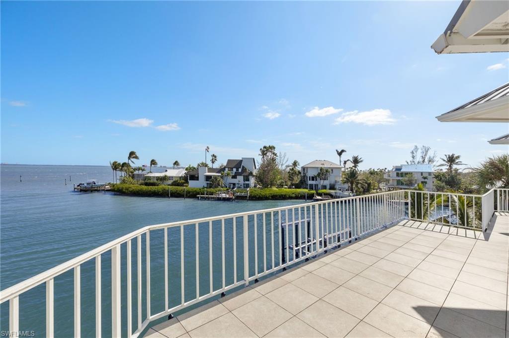1490 Angel DR photo 30