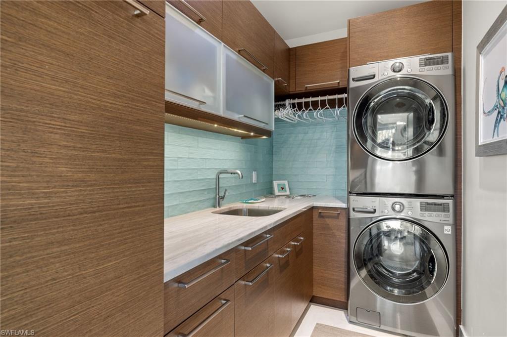 1290 Bay DR photo 31