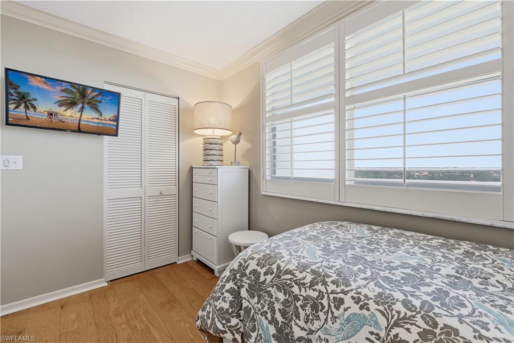 Alternate Guest Bedroom View