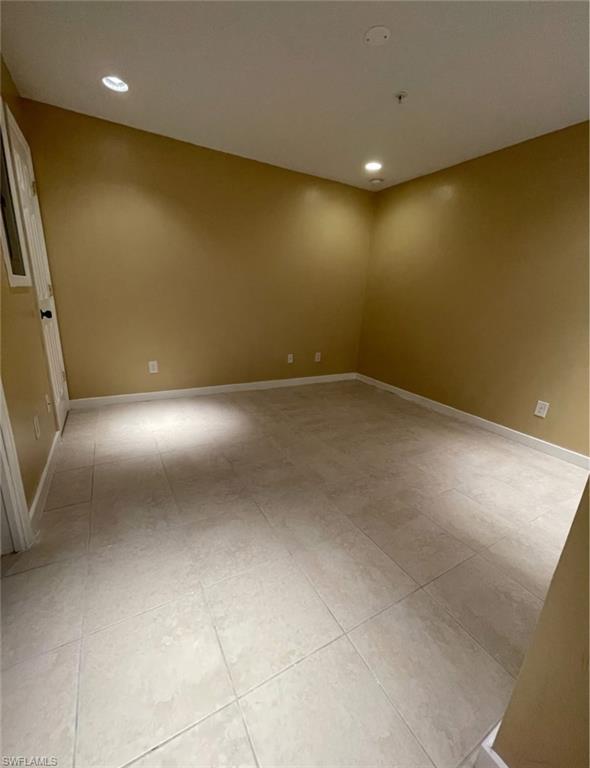 621 Joel BLVD photo 7