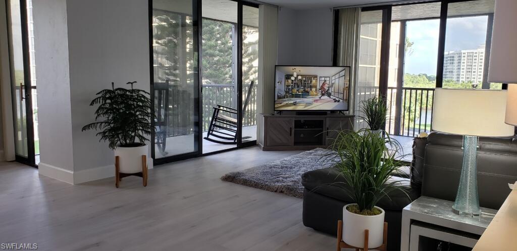 15 Bluebill AVE 406