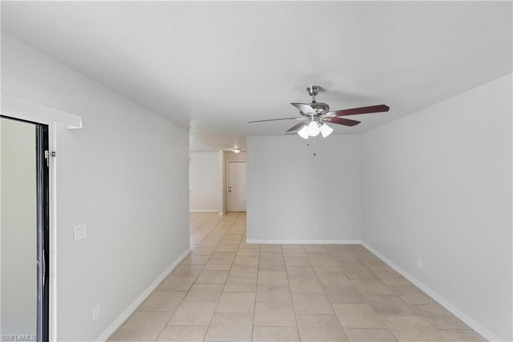 912 Lincoln AVE photo 11