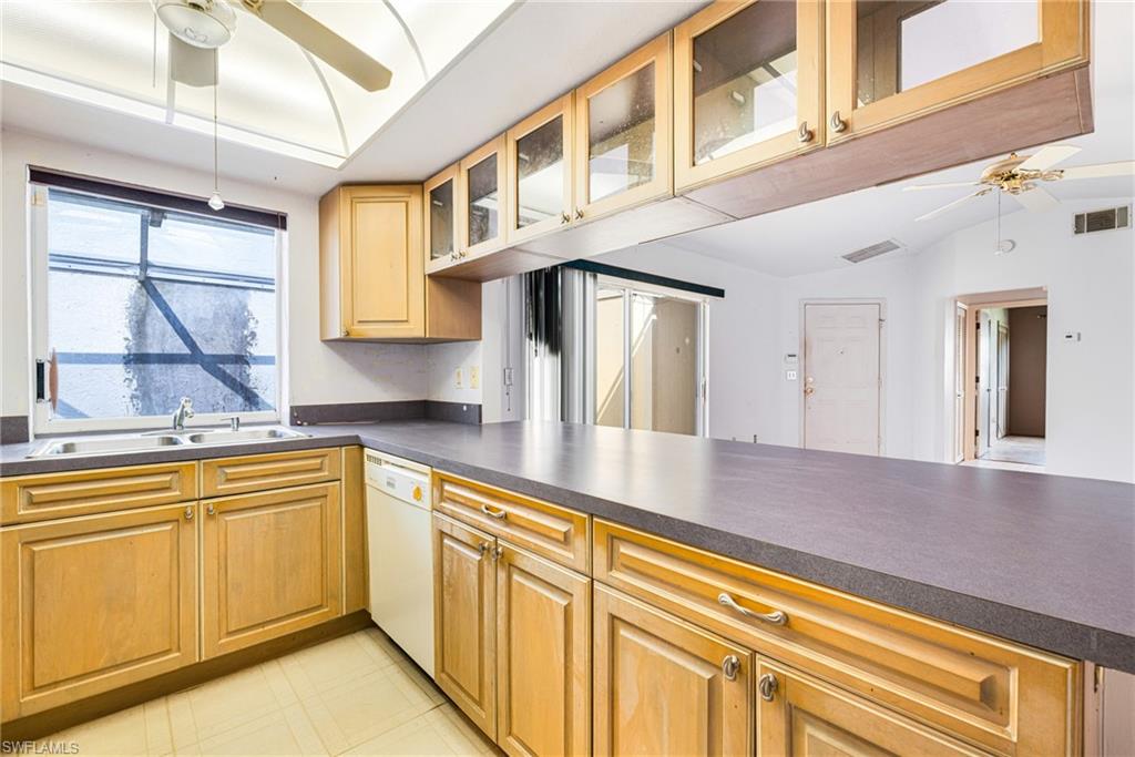 13670 Abbey DR 4 photo 6