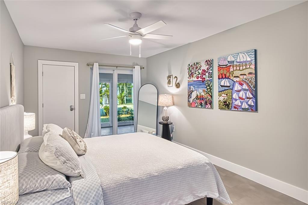 Sliding glass door exits onto lanai
