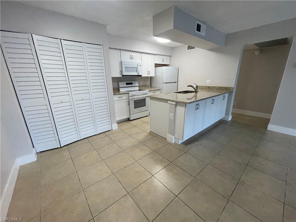 5323 Summerlin RD 2307