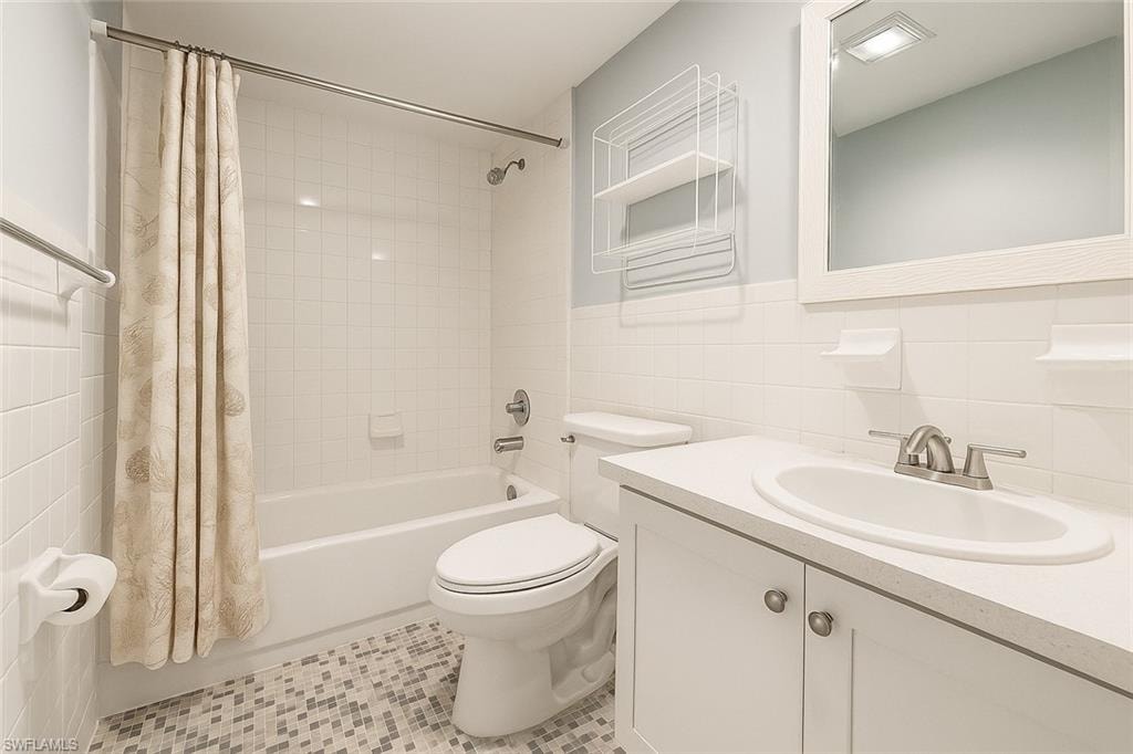 4213 Palm Tree BLVD 9 photo 6