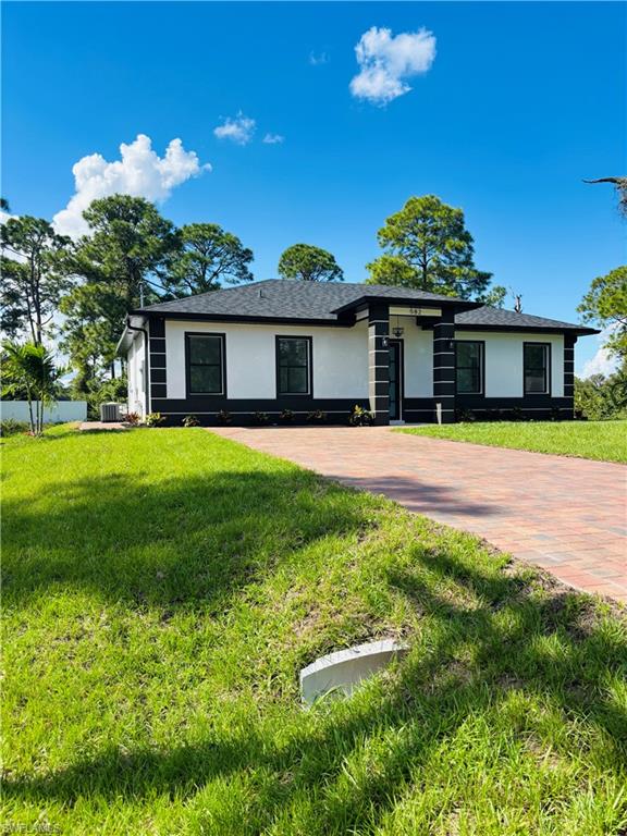 582 Eisenhower BLVD