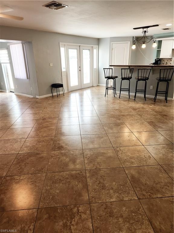 Living room/Kitchen.