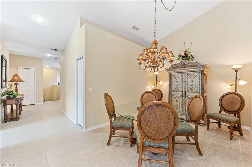 20051 Seagrove ST 1208 photo 10