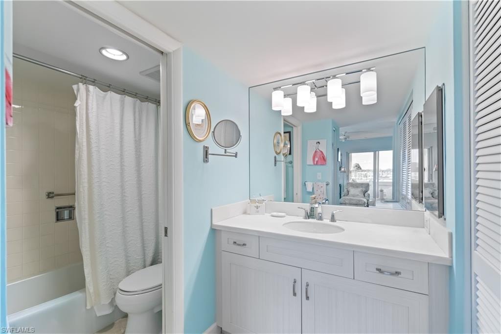 3420 Gulf Shore BLVD N 63 photo 20