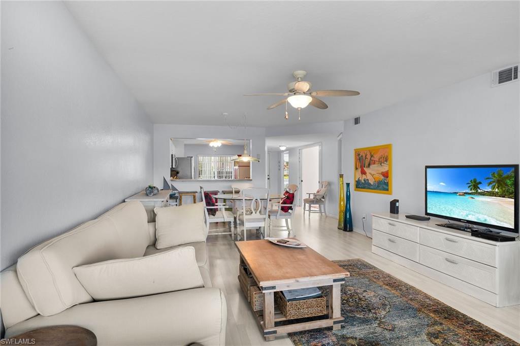 409 Gabriel CIR 2207 photo 12