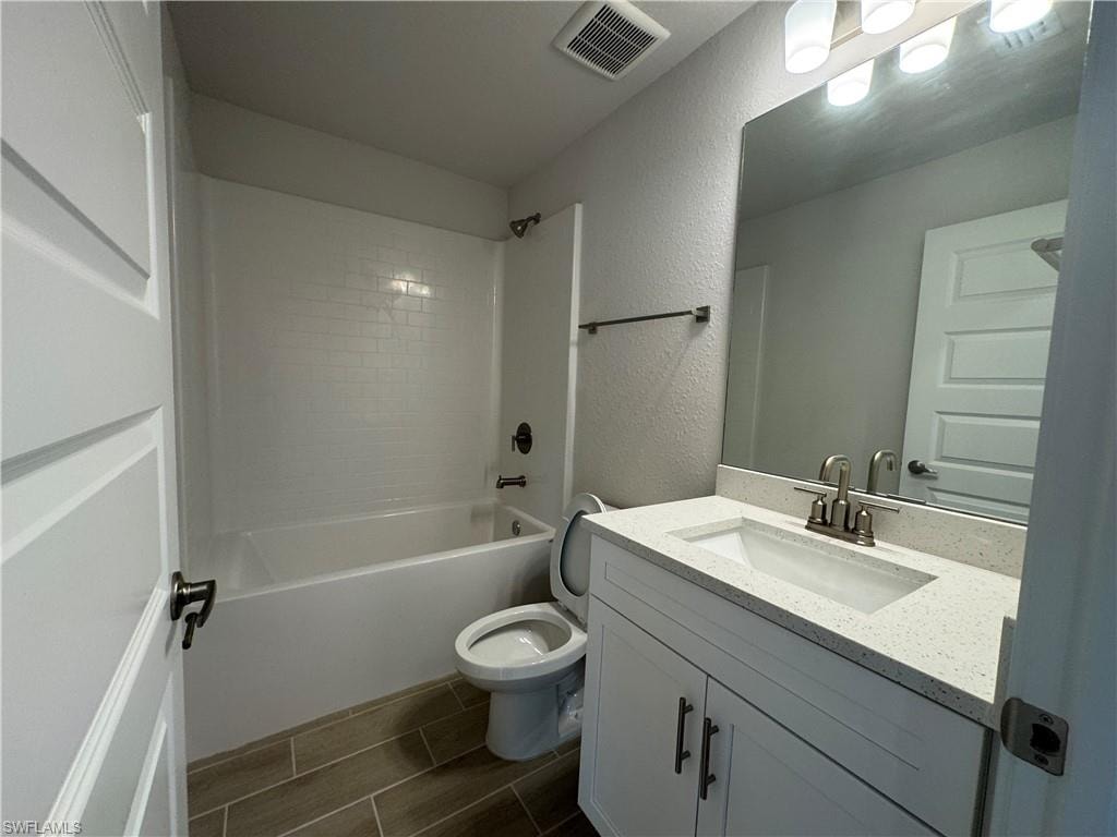 1225 NW 24th PL photo 16
