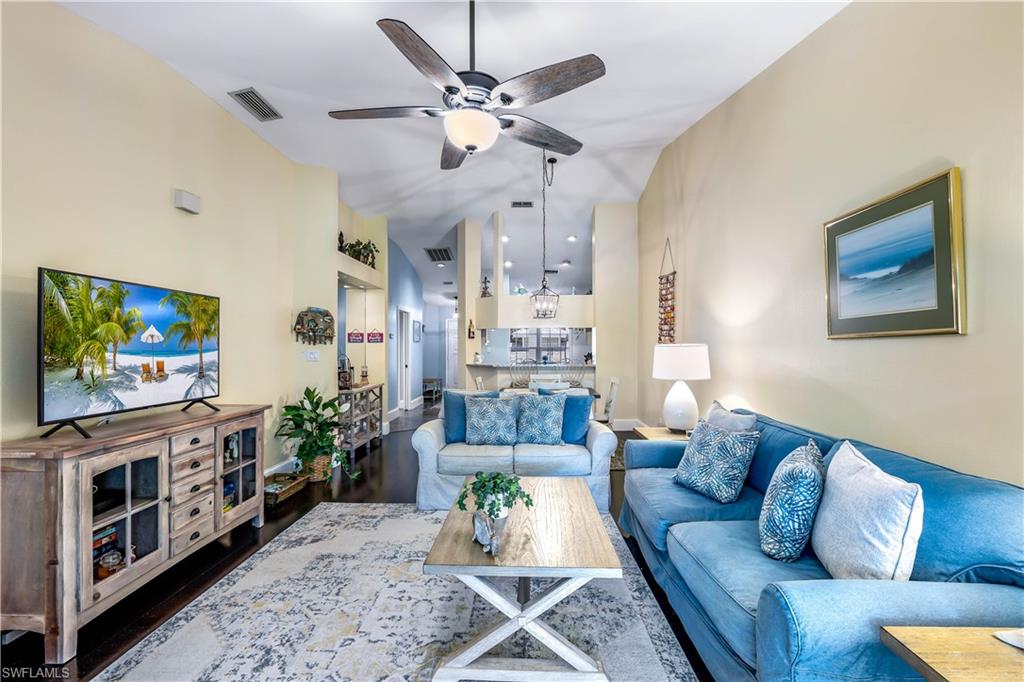 1350 Misty Pines CIR E-204