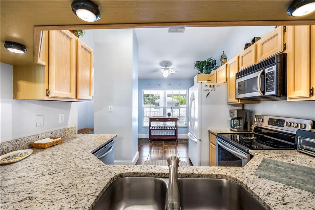 1350 Misty Pines CIR E-204 photo 9