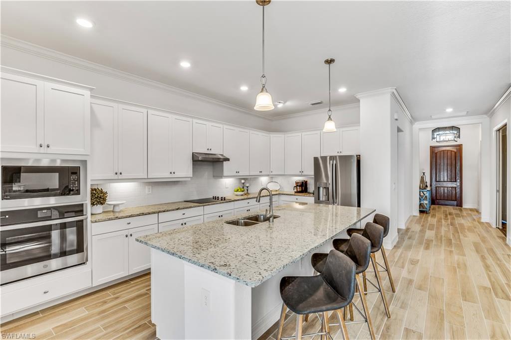 28081 Foxrock CT photo 9