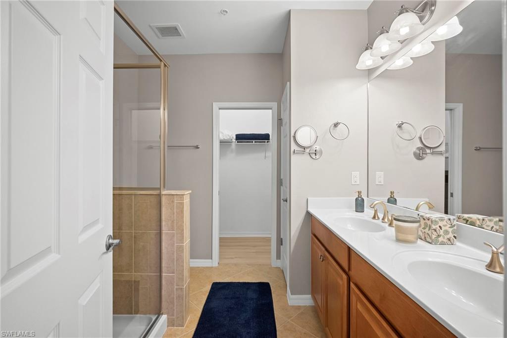 23520 Alamanda DR 202 photo 23