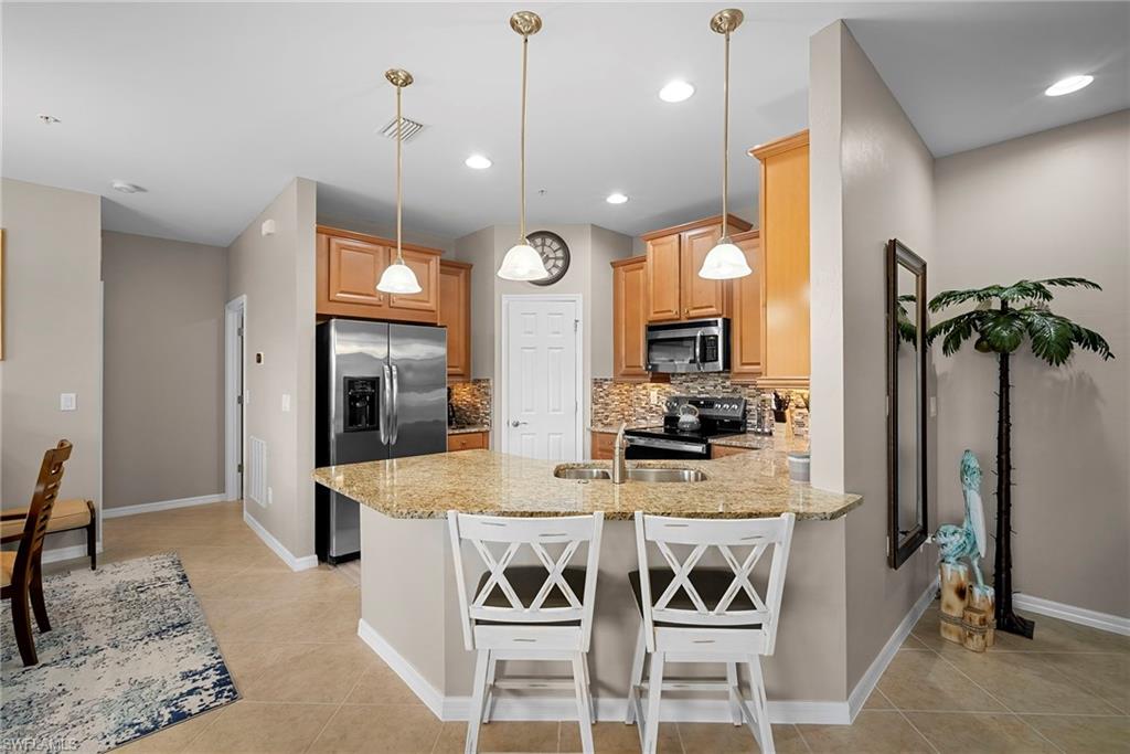 23520 Alamanda DR 202 photo 13