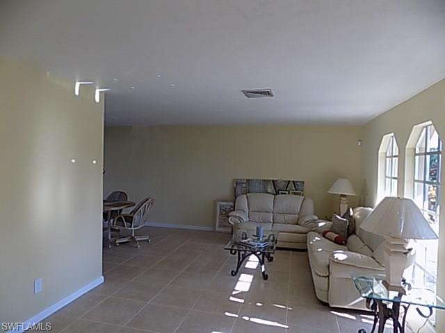 3614 SE 16th PL photo 8