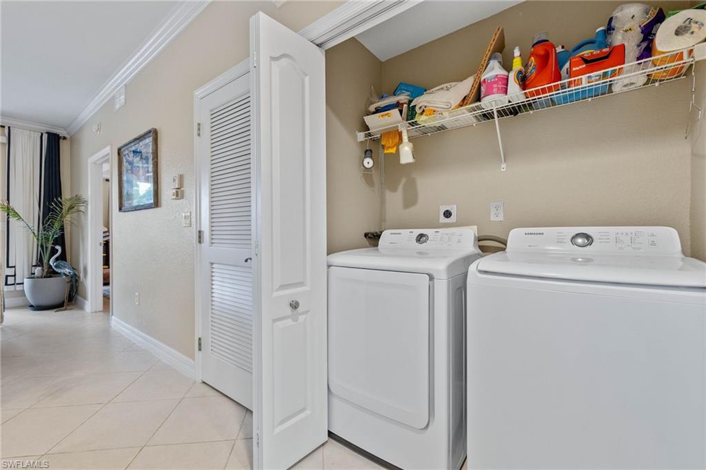 4566 SE 5th PL 105 photo 20