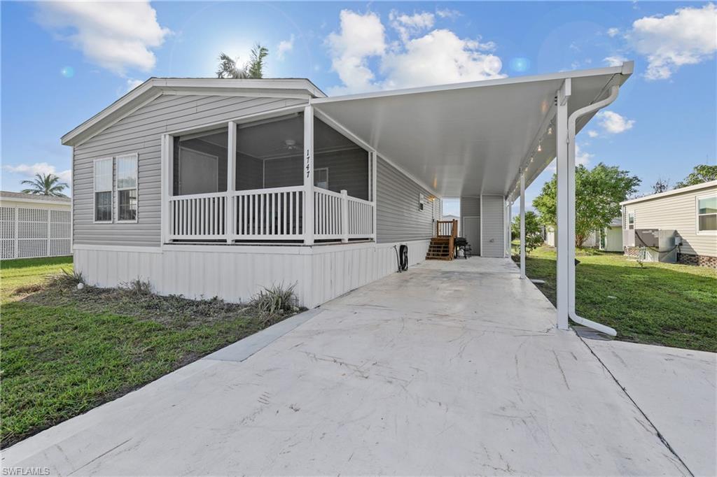 1747 Beverly DR