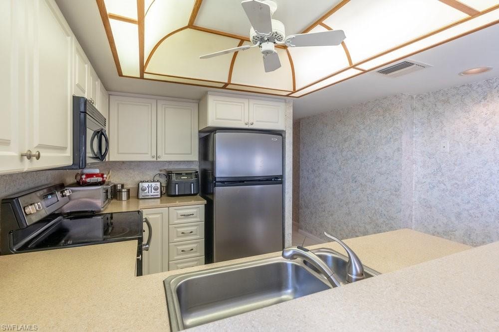 4451 GULF SHORE BLVD N 1005 photo 13