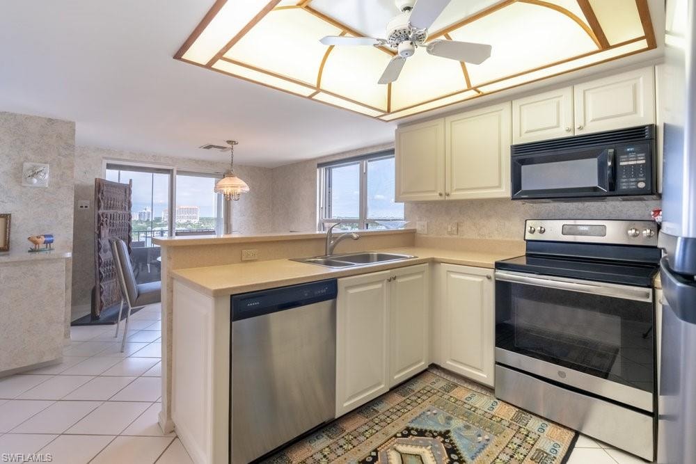 4451 GULF SHORE BLVD N 1005 photo 15