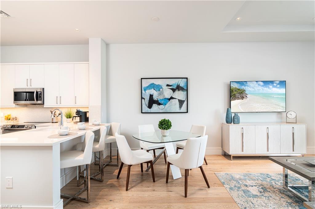 Open floor plan dining|living